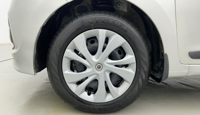 2016 Hyundai Grand i10 SPORTZ 1.2 KAPPA VTVT, Petrol, Manual, 69,989 km, Left Front Wheel