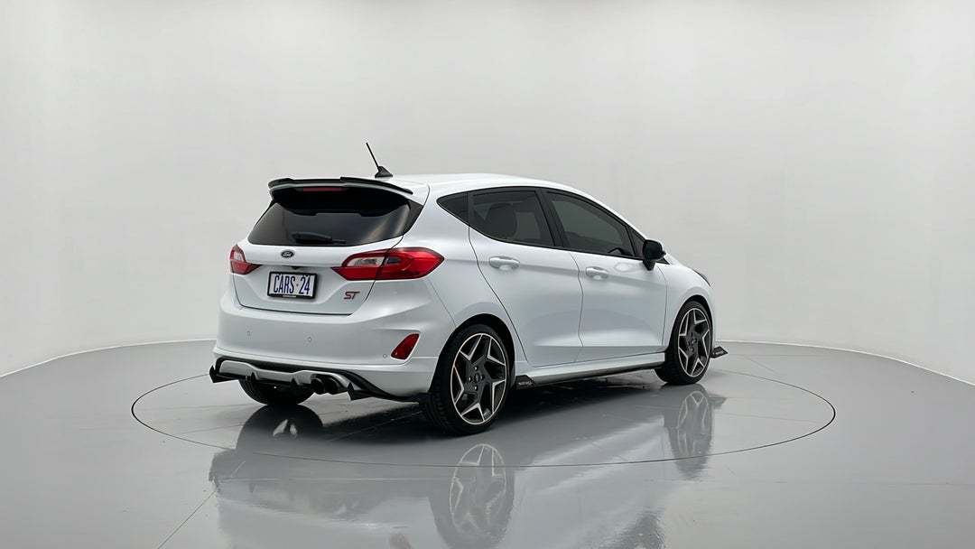 Right Back Diagonal (45- Degree) View