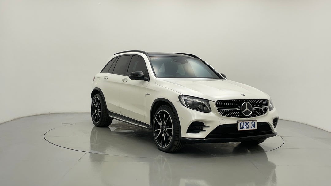 Right Front Diagonal (45- Degree) View