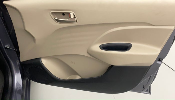 2019 Hyundai NEW SANTRO 1.1 SPORTS AMT, Petrol, Automatic, 2,726 km, Driver Side Door Panels Control