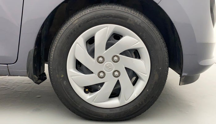 2019 Hyundai NEW SANTRO 1.1 SPORTS AMT, Petrol, Automatic, 2,726 km, Right Front Wheel