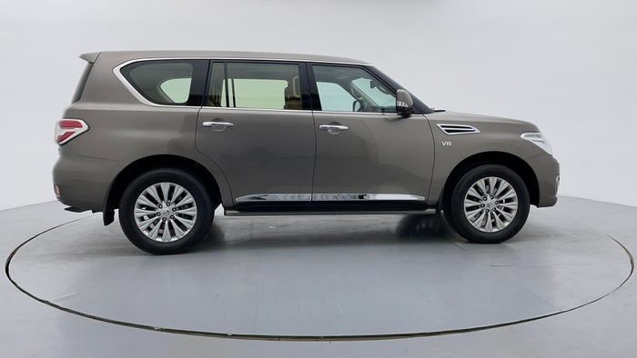 NISSAN PATROL-Right Side View
