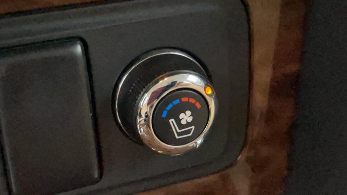 NISSAN PATROL-Heated Seats