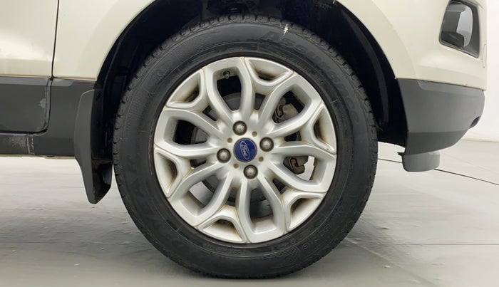 2017 Ford Ecosport 1.5 TITANIUM TI VCT, Petrol, Manual, 26,813 km, Right Front Wheel