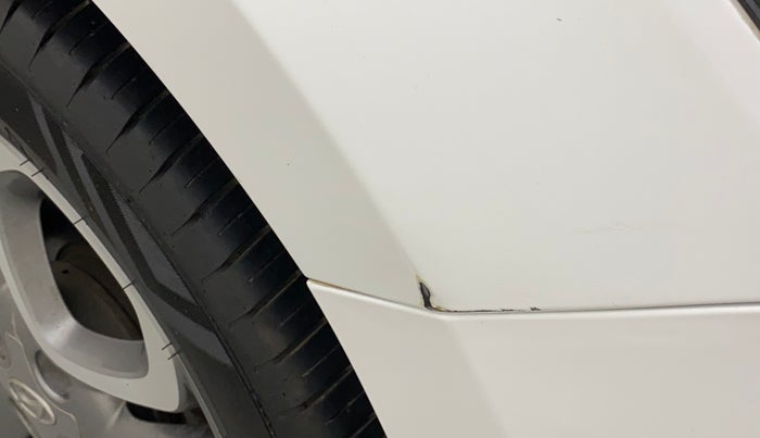 2019 Hyundai Elite i20 ASTA (O) CVT, Petrol, Automatic, 9,901 km, Right fender - Minor scratches