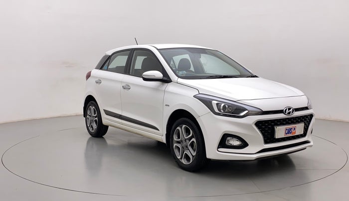 2019 Hyundai Elite i20 ASTA (O) CVT, Petrol, Automatic, 9,901 km, Right Front Diagonal