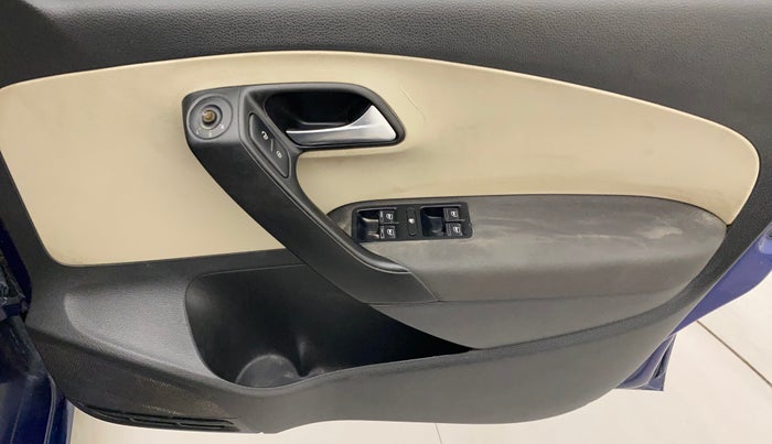 2014 Volkswagen Polo HIGHLINE1.2L, Petrol, Manual, 57,569 km, Driver Side Door Panels Control