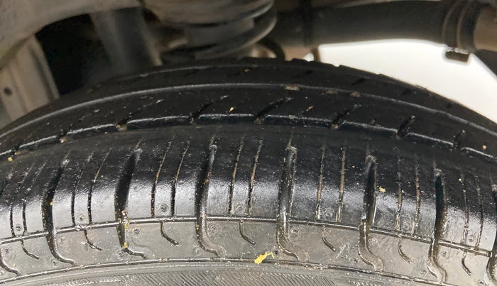 2014 Maruti Alto 800 LXI, Petrol, Manual, 46,863 km, Left Rear Tyre Tread