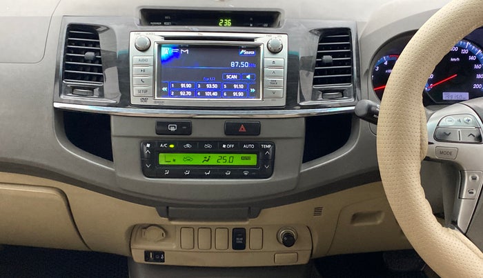 2012 Toyota Fortuner 3.0 AT 4X2, Diesel, Automatic, 1,99,118 km, Air Conditioner