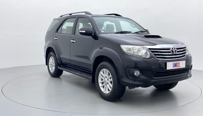 2012 Toyota Fortuner 3.0 AT 4X2, Diesel, Automatic, 1,99,118 km, Right Front Diagonal