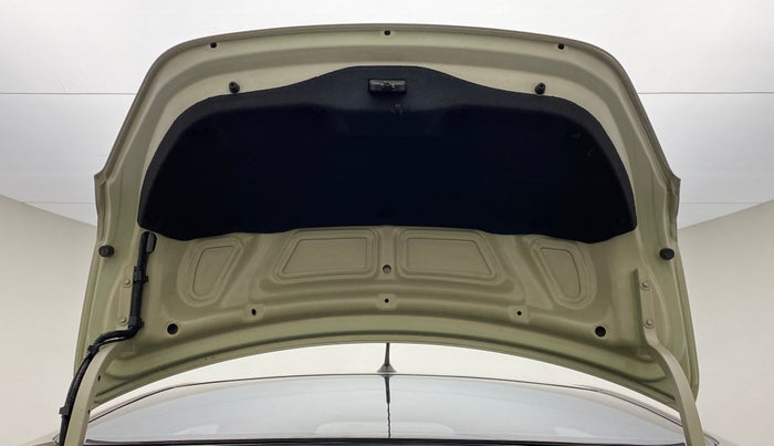 2012 Hyundai Verna FLUIDIC 1.6 SX VTVT, Petrol, Manual, 53,205 km, Boot Door Open