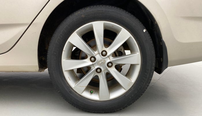 2012 Hyundai Verna FLUIDIC 1.6 SX VTVT, Petrol, Manual, 53,205 km, Left Rear Wheel