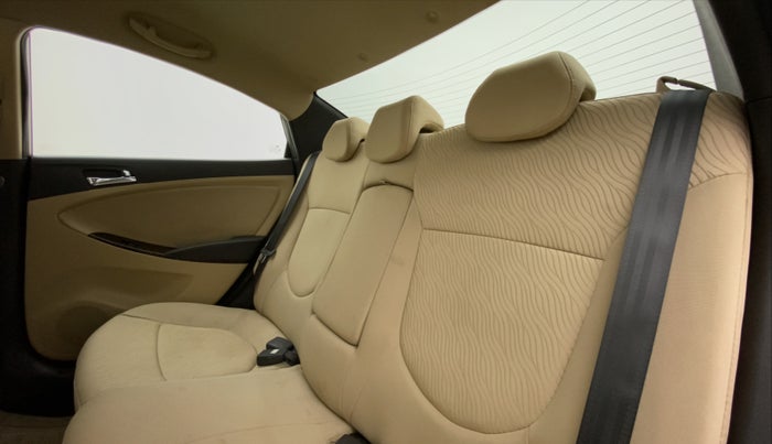 2012 Hyundai Verna FLUIDIC 1.6 SX VTVT, Petrol, Manual, 53,205 km, Right Side Rear Door Cabin