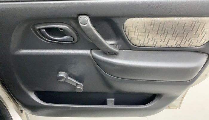 2010 Maruti Wagon R LXI MINOR, Petrol, Manual, 46,233 km, Driver Side Door Panels Control