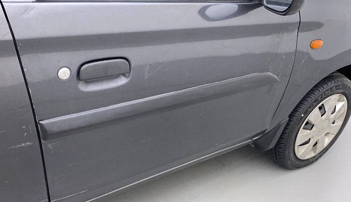 2017 Maruti Alto K10 VXI, Petrol, Manual, 91,002 km, Driver-side door - Minor scratches