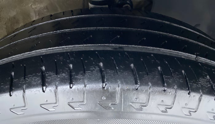 2018 Maruti IGNIS SIGMA 1.2 K12, Petrol, Manual, 31,283 km, Right Front Tyre Tread