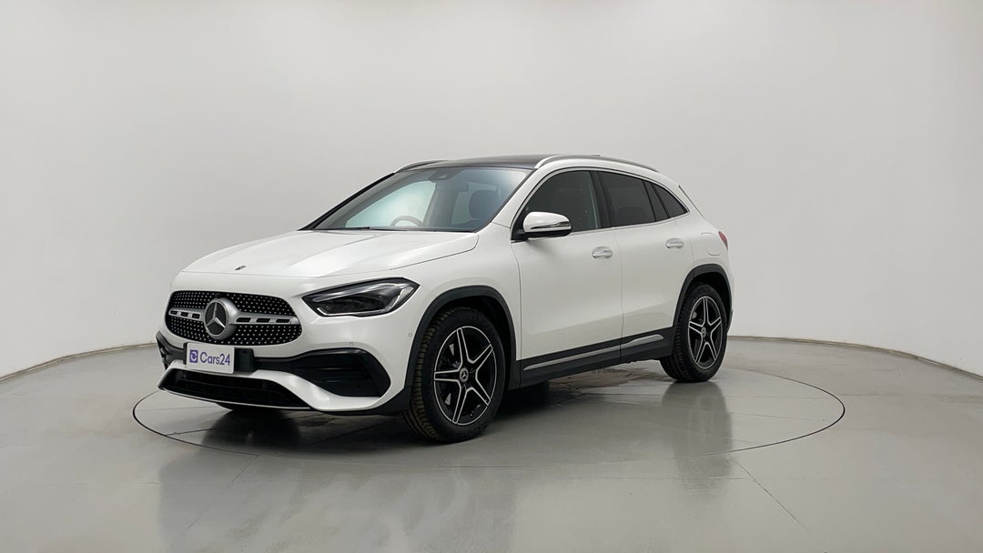 Left Front Diagonal (45- Degree) View