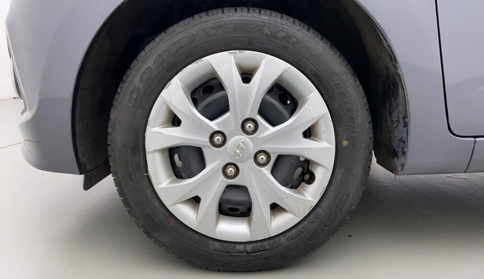 2013 Hyundai Grand i10 MAGNA 1.2 VTVT, Petrol, Manual, 33,268 km, Left Front Wheel