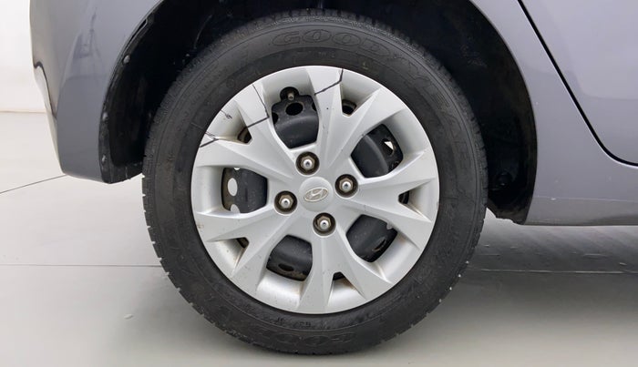 2013 Hyundai Grand i10 MAGNA 1.2 VTVT, Petrol, Manual, 33,268 km, Right Rear Wheel