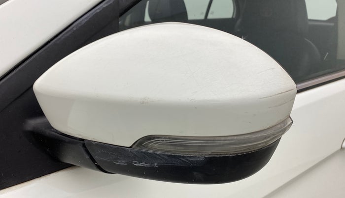 2015 Tata Bolt XMS REVOTRON, Petrol, Manual, 73,471 km, Left rear-view mirror - Indicator light not working