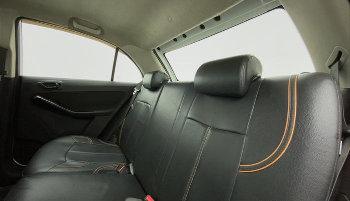 2015 Tata Bolt XMS REVOTRON, Petrol, Manual, 73,471 km, Right Side Rear Door Cabin