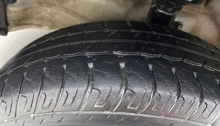2018 Maruti Wagon R 1.0 VXI, Petrol, Manual, 49,087 km, Left Front Tyre Tread