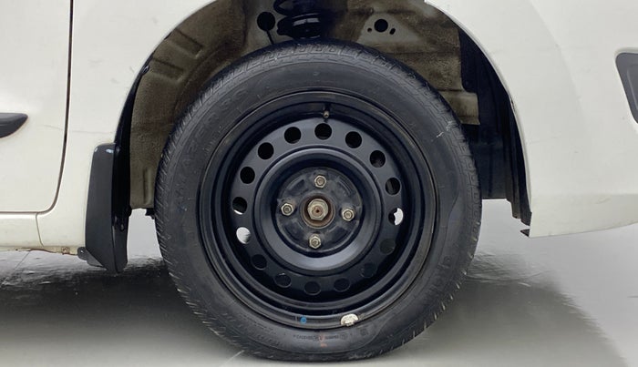 2018 Maruti Wagon R 1.0 VXI, Petrol, Manual, 49,087 km, Right Front Wheel