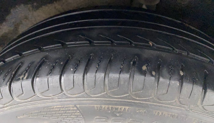 2018 Ford Ecosport TITANIUM 1.5L DIESEL, Diesel, Manual, 31,801 km, Left Rear Tyre Tread