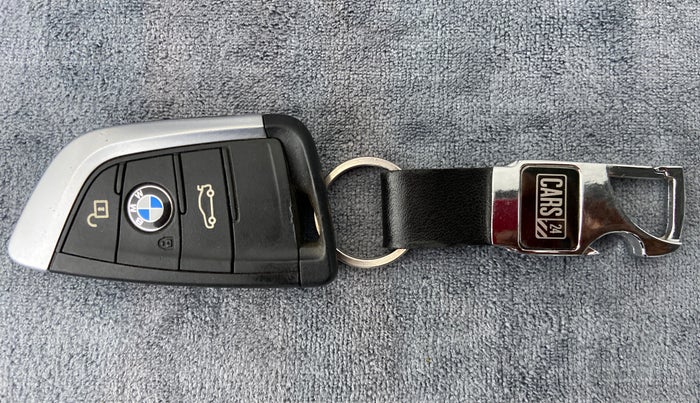 2017 BMW X1 SDRIVE 20D, Diesel, Automatic, 50,416 km, Key Close Up