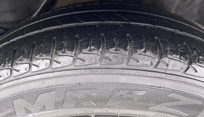 2018 Honda Amaze 1.2 S (O) MT I VTEC, Petrol, Manual, 35,386 km, Left Rear Tyre Tread
