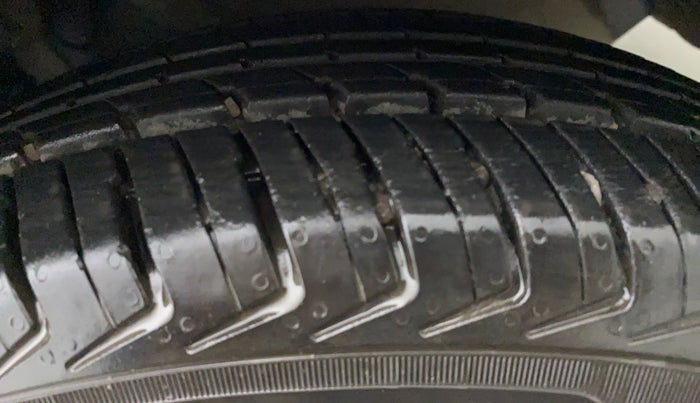 2018 Datsun Redi Go 1.0 T(O) AT, Petrol, Automatic, 10,798 km, Left Rear Tyre Tread