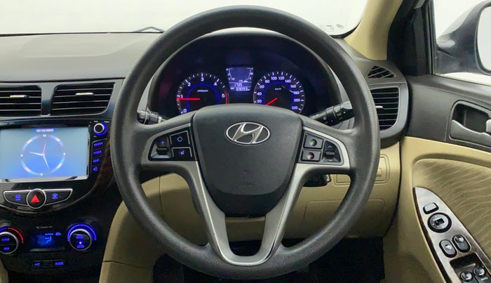 2016 Hyundai Verna 1.6 CRDI SX, Diesel, Manual, 69,093 km, Steering Wheel Close Up