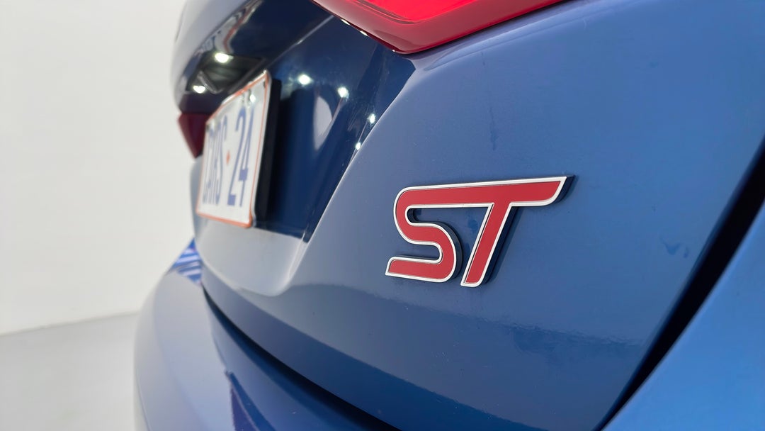 Badge (Boot Right Side)