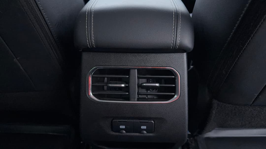 Rear A/C Vent