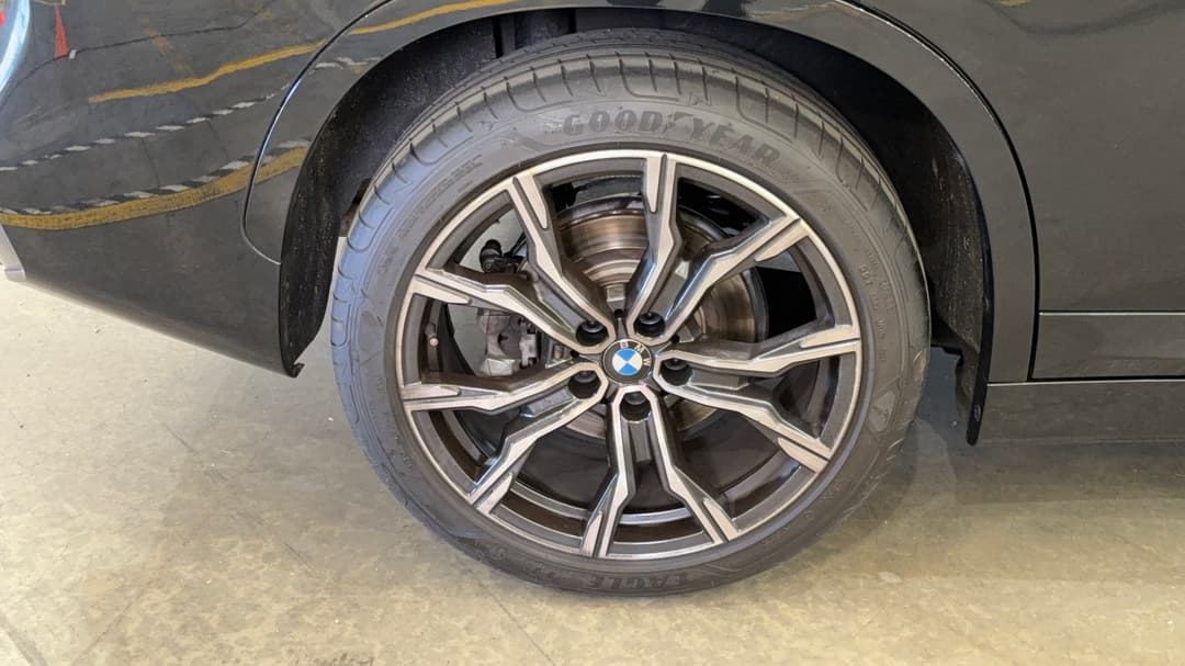 2022 BMW X1 sDrive 20i M Sport, Automatic, 38718 km, Right Rear Wheel