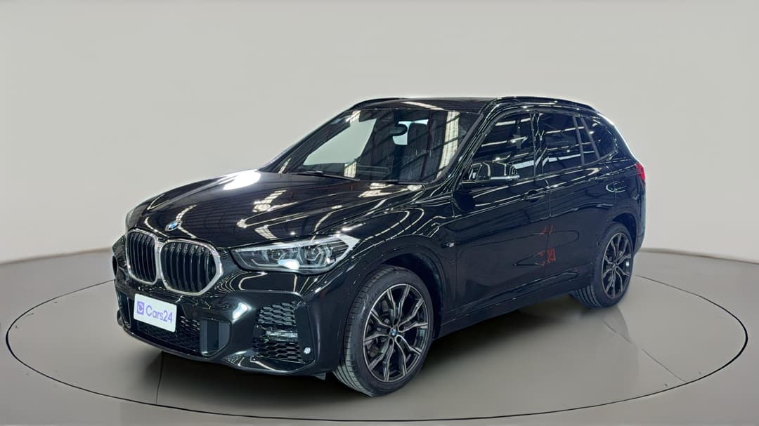 2022 BMW X1 sDrive 20i M Sport, Automatic, 38718 km, Left Front Diagonal (45- Degree) View
