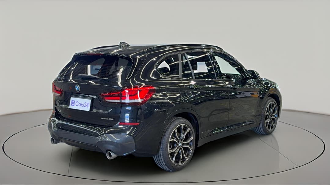 2022 BMW X1 sDrive 20i M Sport, Automatic, 38718 km, Right Back Diagonal (45- Degree) View