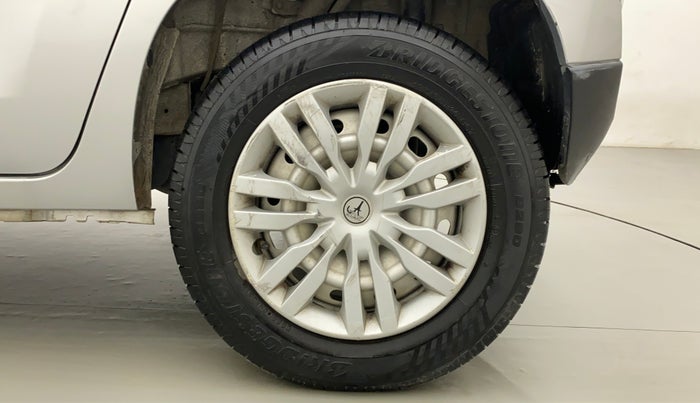 2018 Mahindra Kuv100 K2 TRIP CNG, CNG, Manual, 89,617 km, Left Rear Wheel