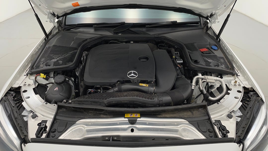 Open Bonnet (Engine)