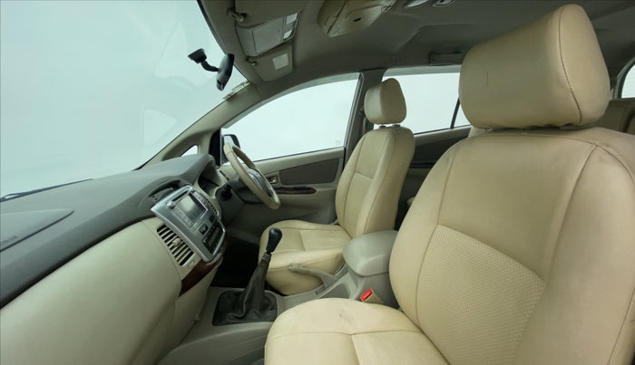 2013 Toyota Innova 2.5 VX 8 STR BS IV, Diesel, Manual, 2,81,647 km, Right Side Front Door Cabin View