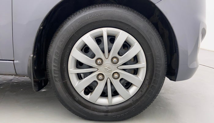 2014 Hyundai i10 SPORTZ 1.1 IRDE2, Petrol, Manual, 25,071 km, Right Front Wheel