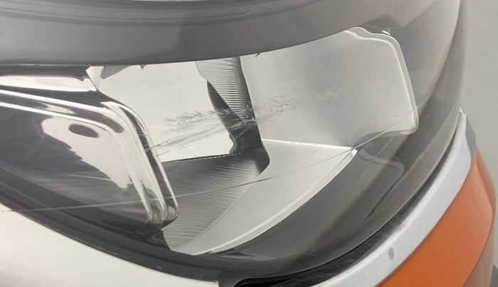 2019 Tata NEXON XM DIESEL, Diesel, Manual, 59,380 km, Right headlight - Minor scratches