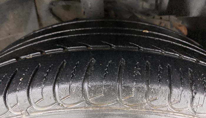2019 Tata NEXON XM DIESEL, Diesel, Manual, 59,380 km, Right Front Tyre Tread