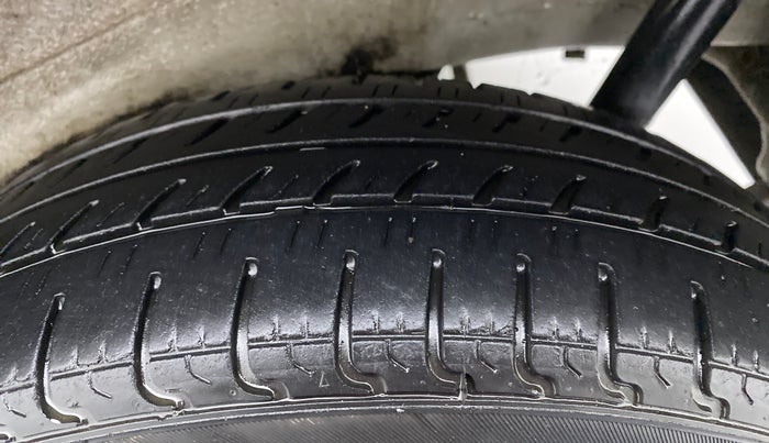 2018 Maruti Wagon R 1.0 VXI, Petrol, Manual, 27,587 km, Left Rear Tyre Tread