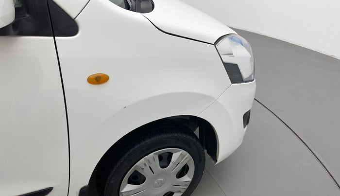2018 Maruti Wagon R 1.0 VXI, Petrol, Manual, 27,587 km, Right fender - Slightly dented