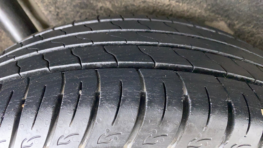 Right Rear Tyre Tread