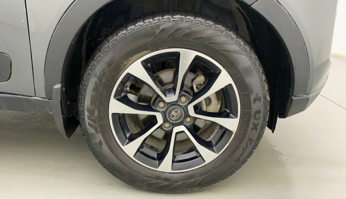 2021 Tata NEXON XZA PLUS SUNROOF DIESEL, Diesel, Automatic, 53,246 km, Right Front Wheel