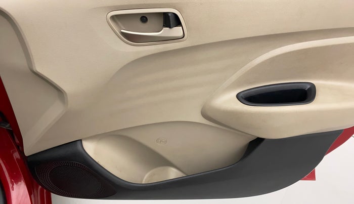 2020 Hyundai NEW SANTRO SPORTZ AMT, Petrol, Automatic, 31,570 km, Driver Side Door Panels Control