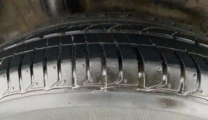 2016 Honda Jazz 1.2 S MT, Petrol, Manual, 55,413 km, Right Rear Tyre Tread