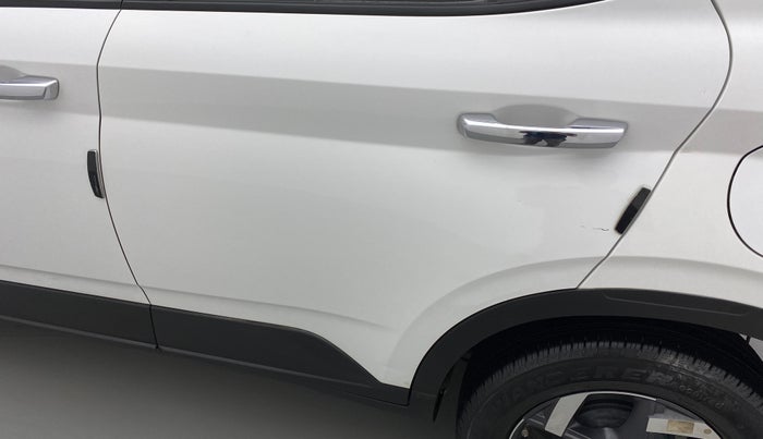 2022 Hyundai VENUE SX PLUS 1.0 TURBO DCT, Petrol, Automatic, 20,077 km, Rear left door - Slightly dented